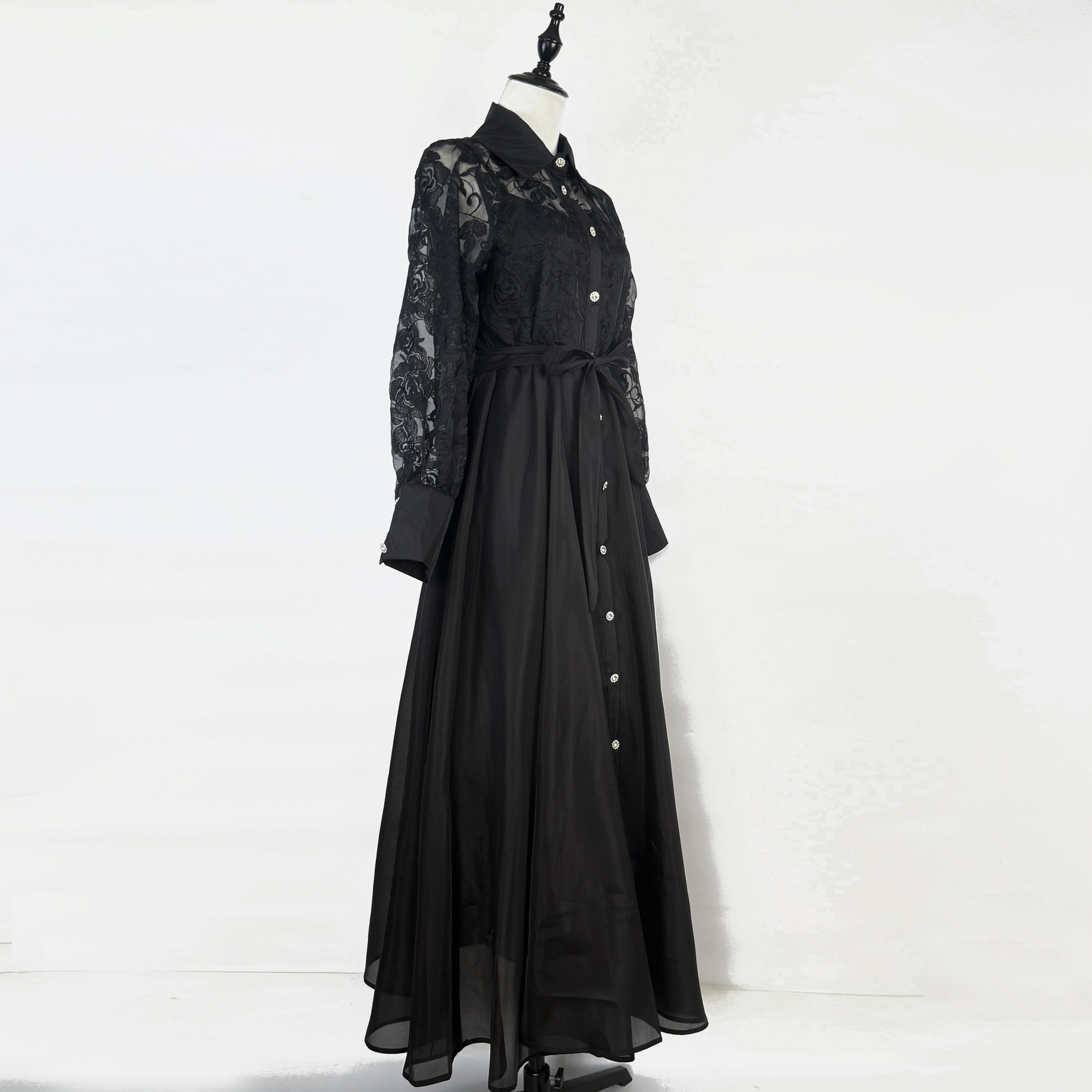 Real shot French retro lace embroidered lapel lantern sleeve dress with single breasted button and waist cinching for slimming effect, big swing skirt Real shot French retro lace embroidered lapel lantern sleeve dress with single breasted button and waist cinching for slimming effect, big swing skirt