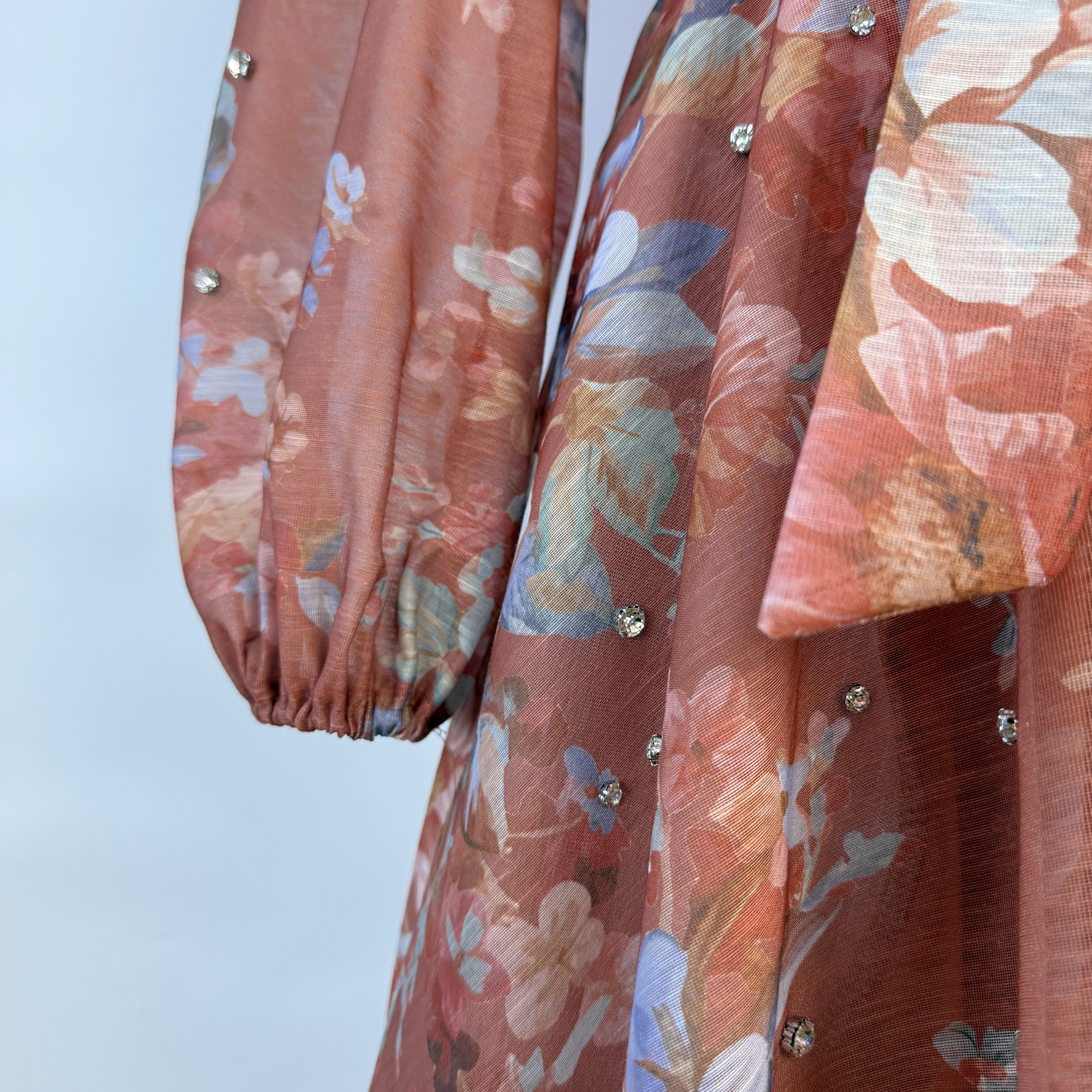 Realistic design with exquisite French style waist cinching and large swing dress, high-end luxury diamond cut small stand collar printed long skirt for women Realistic design with exquisite French style waist cinching and large swing dress, high-end luxury diamond cut small stand collar printed long skirt for women