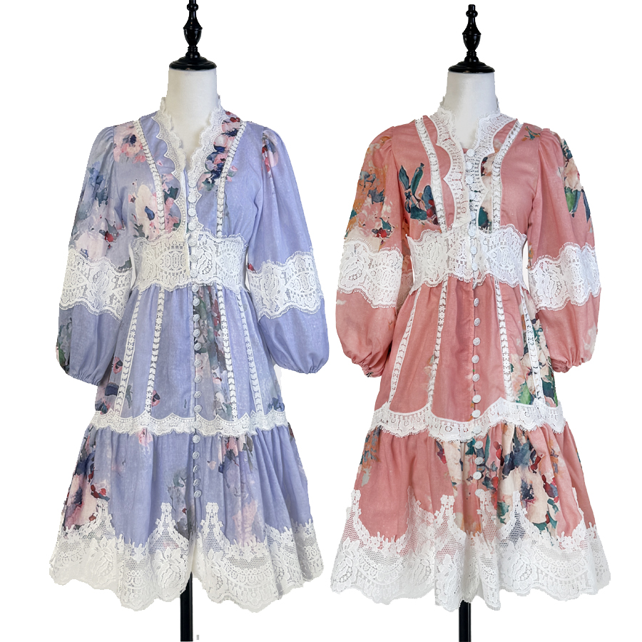 Realistic design sense: V-neck heavy industry splicing lace lace lantern sleeves, single breasted dress, waist cinching short skirt