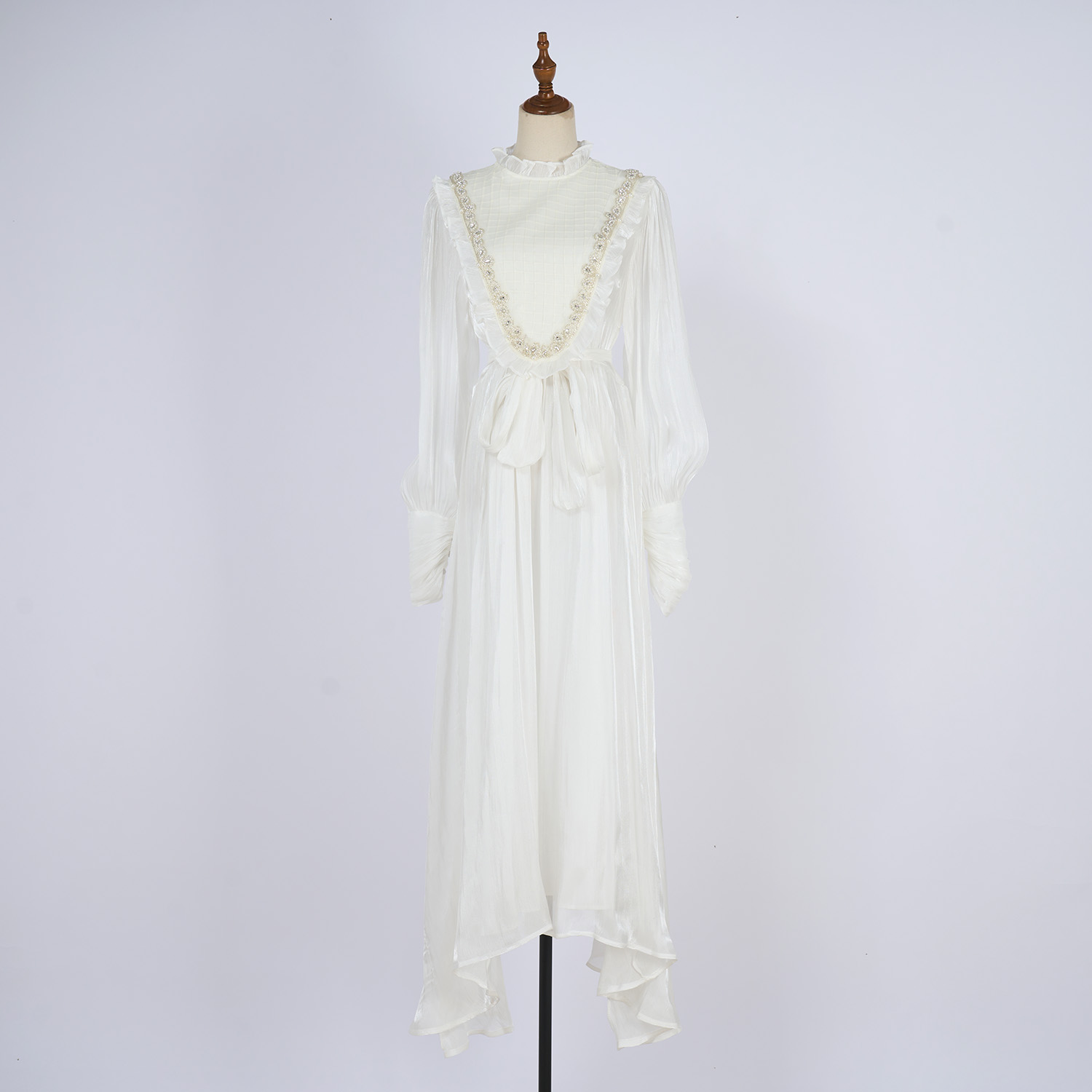 Real shot vintage lace patchwork pure white embroidered stand up collar lantern sleeve dress with large swing long skirt Real shot vintage lace patchwork pure white embroidered stand up collar lantern sleeve dress with large swing long skirt