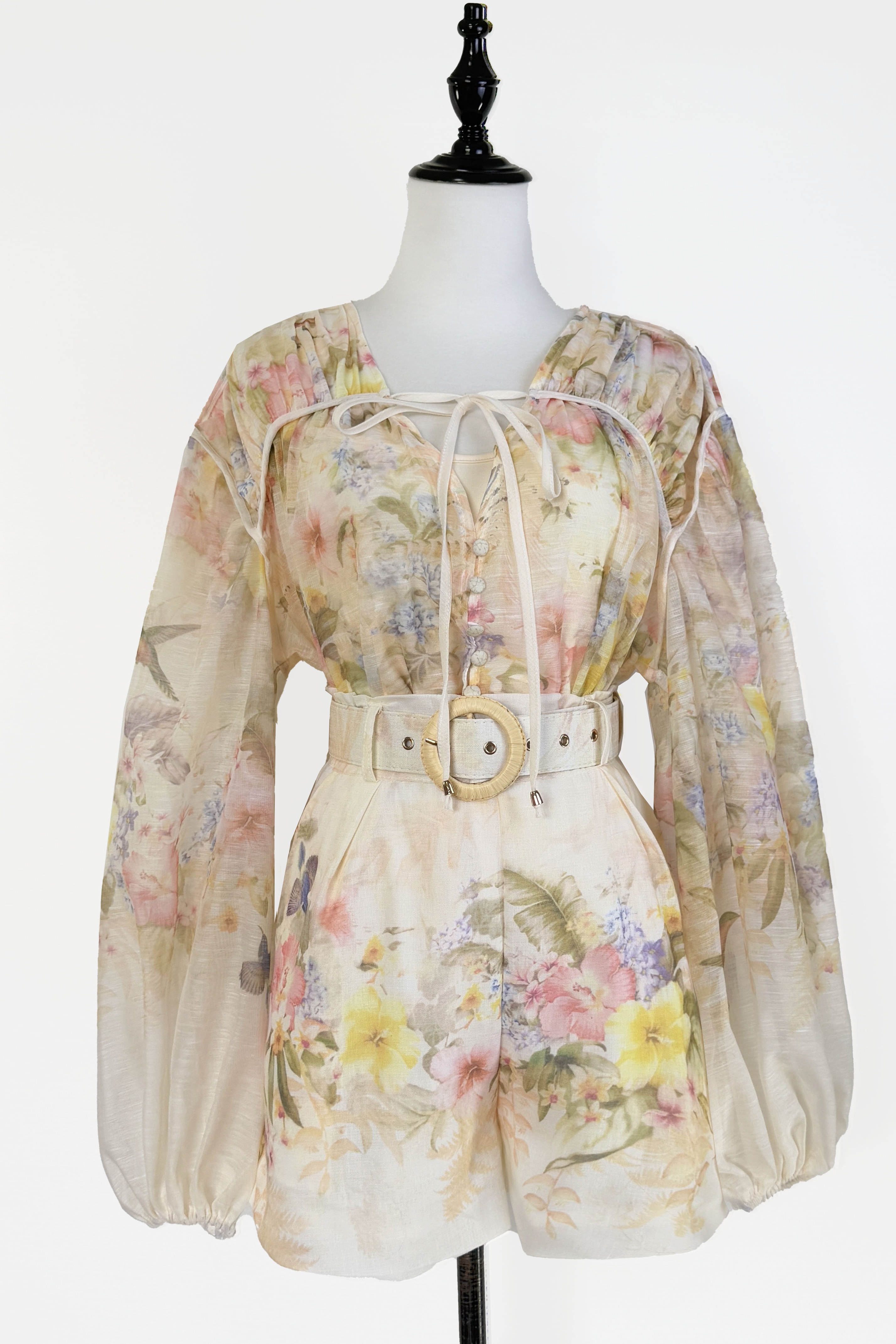 Real time shooting of new light luxury pleated single breasted hummingbird print loose shirt+wide leg pants set with belt Real time shooting of new light luxury pleated single breasted hummingbird print loose shirt+wide leg pants set with belt