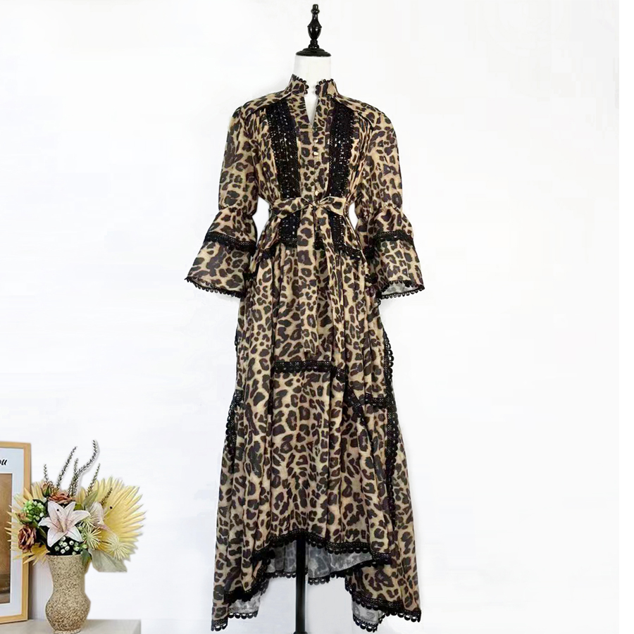 Real shooting of light luxury high-end 2025 autumn and winter new V-neck printed lace irregular large swing long waist dress Real shooting of light luxury high-end 2025 autumn and winter new V-neck printed lace irregular large swing long waist dress