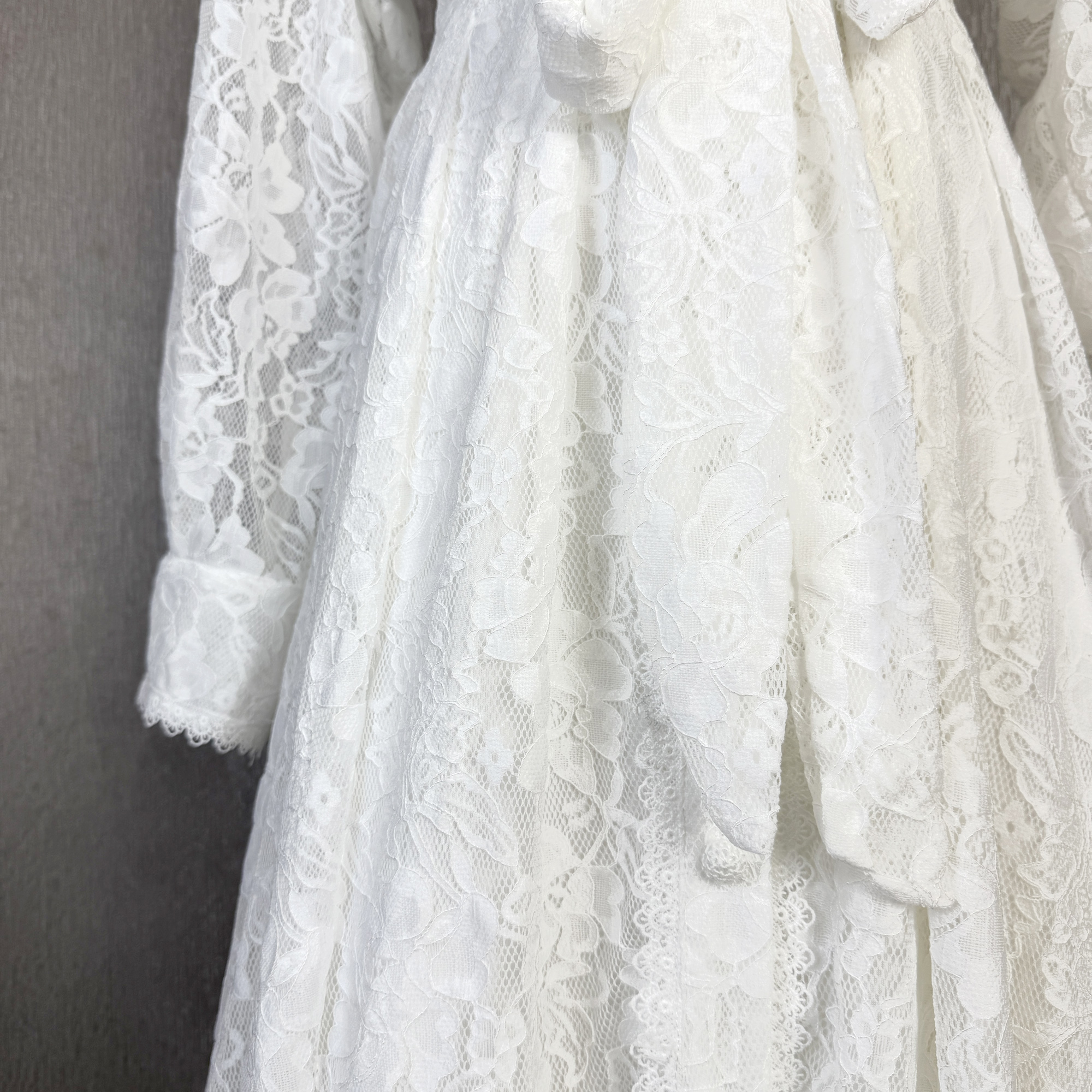 Real shot of Australia 2025 autumn new shirt collar belt mid length single breasted solid color lace dress Real shot of Australia 2025 autumn new shirt collar belt mid length single breasted solid color lace dress