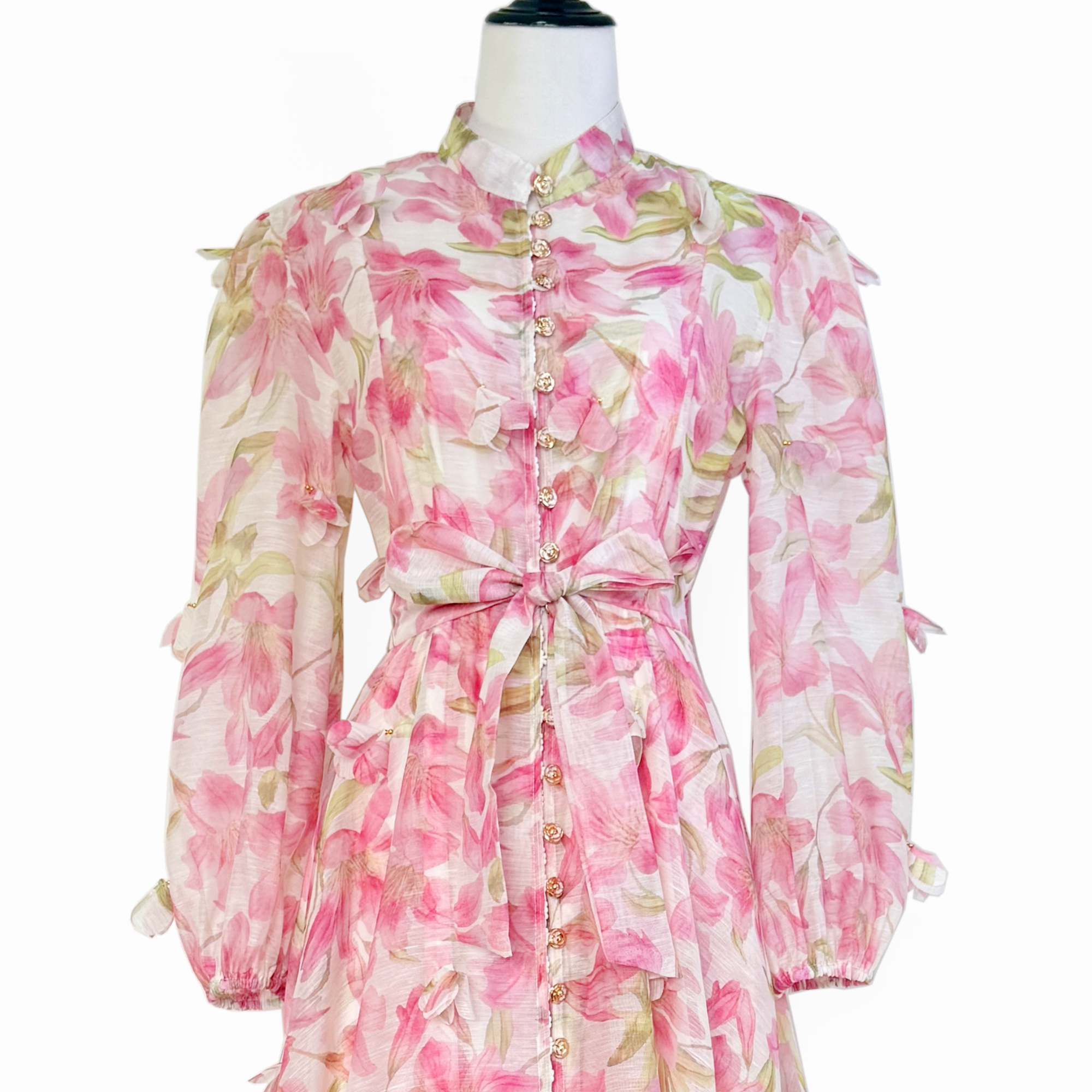 Real shot of the new Australian printed three-dimensional flower pendant with tie up waist dress, mid length large swing skirt Real shot of the new Australian printed three-dimensional flower pendant with tie up waist dress, mid length large swing skirt