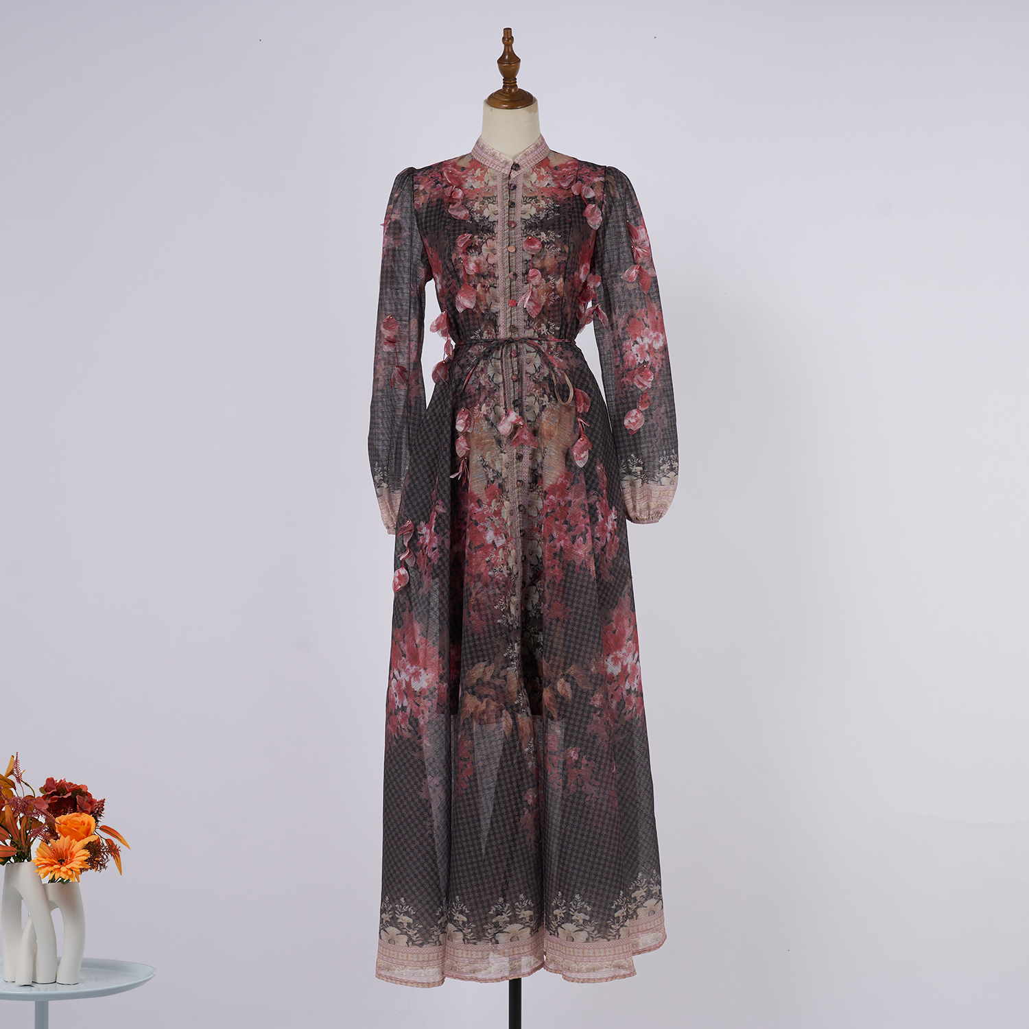 Real time shooting of new handmade hanging flower long dress with heavy craftsmanship positioning, two-piece set in 4 colors