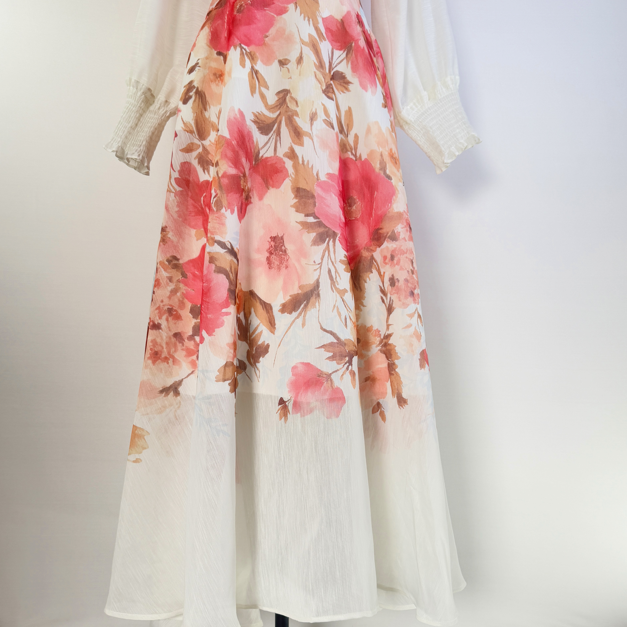 Real time shooting of European and American autumn and winter new retro printed single breasted shirt+high waist and large swing half body long skirt set Real time shooting of European and American autumn and winter new retro printed single breasted shirt+high waist and large swing half body long skirt set