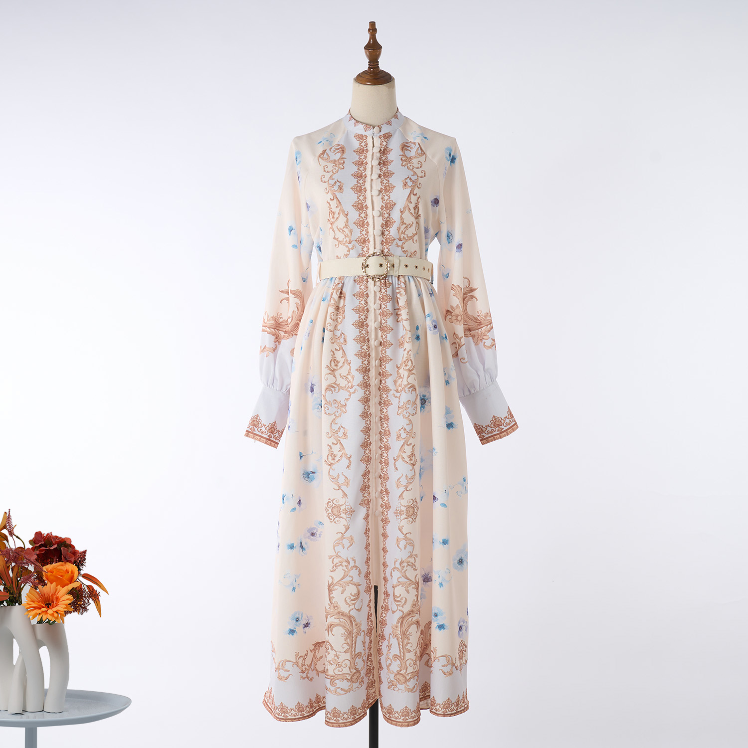 Real shot of Australian niche 2025 new off shoulder exquisite printed suspender V-neck high waisted fairy dress