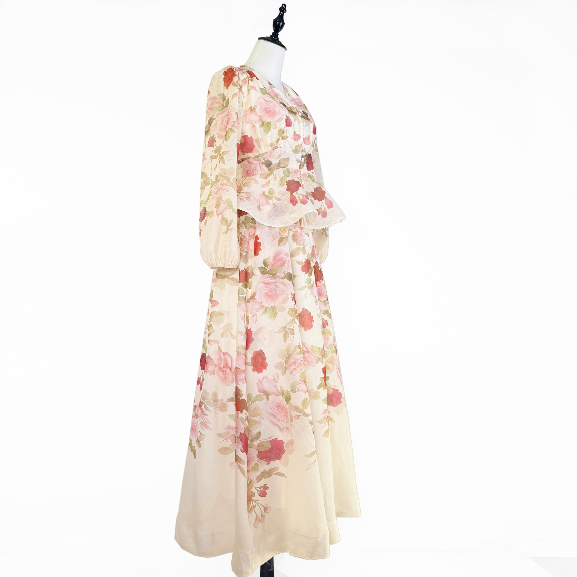 Real shot French nail bead retro printed long sleeved ruffled V-neck shirt with high waist and large swing long skirt two-piece set Real shot French nail bead retro printed long sleeved ruffled V-neck shirt with high waist and large swing long skirt two-piece set