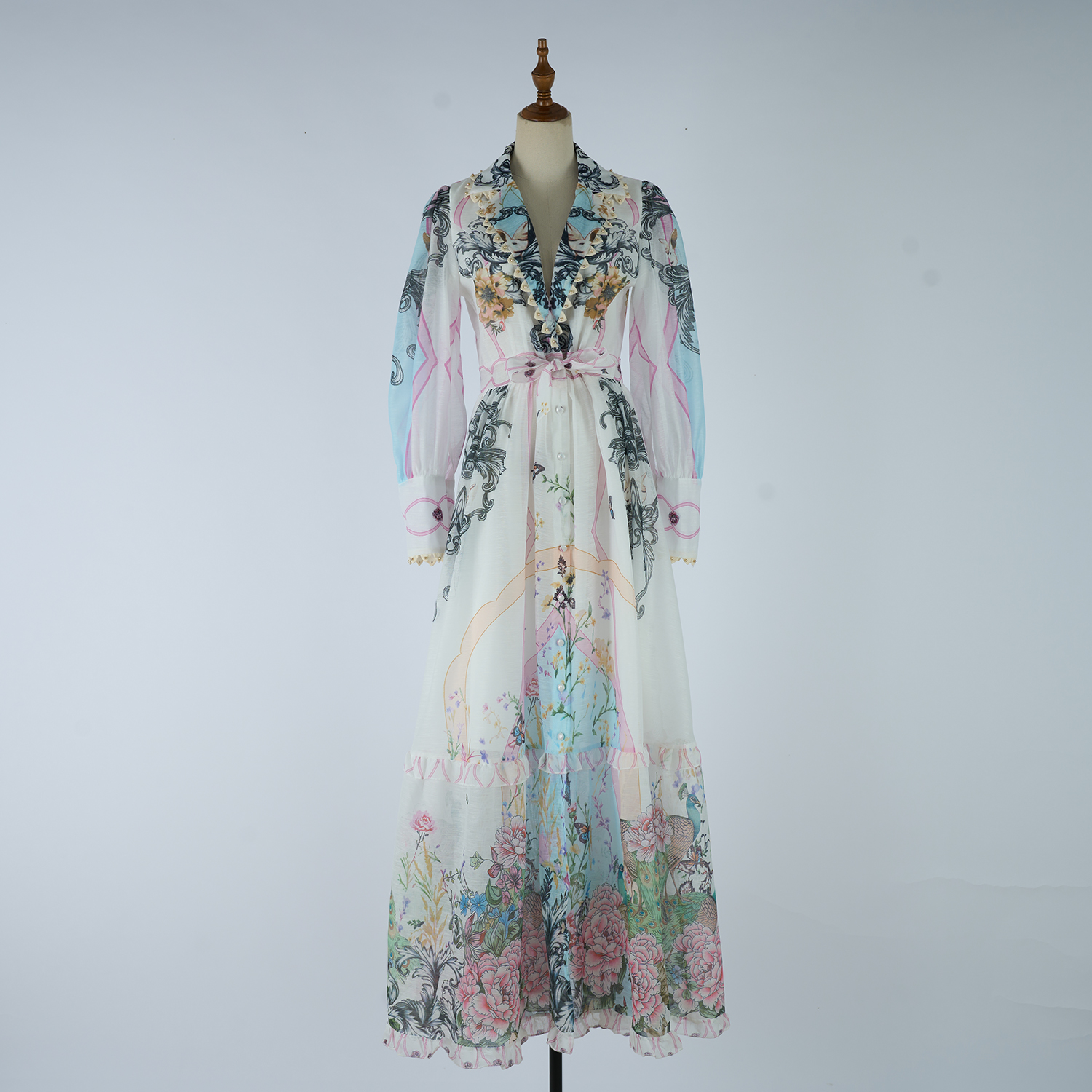 New retro palace style slim fit long dress with 2025V collar, shoulder print, tie up, waist cinching, long sleeved A-line skirt New retro palace style slim fit long dress with 2025V collar, shoulder print, tie up, waist cinching, long sleeved A-line skirt