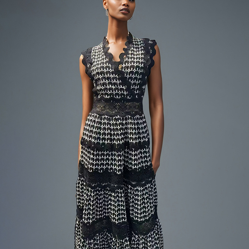 French retro style long dress 2025 new high waist slimming sleeveless lace contrasting color high-end long dress for women