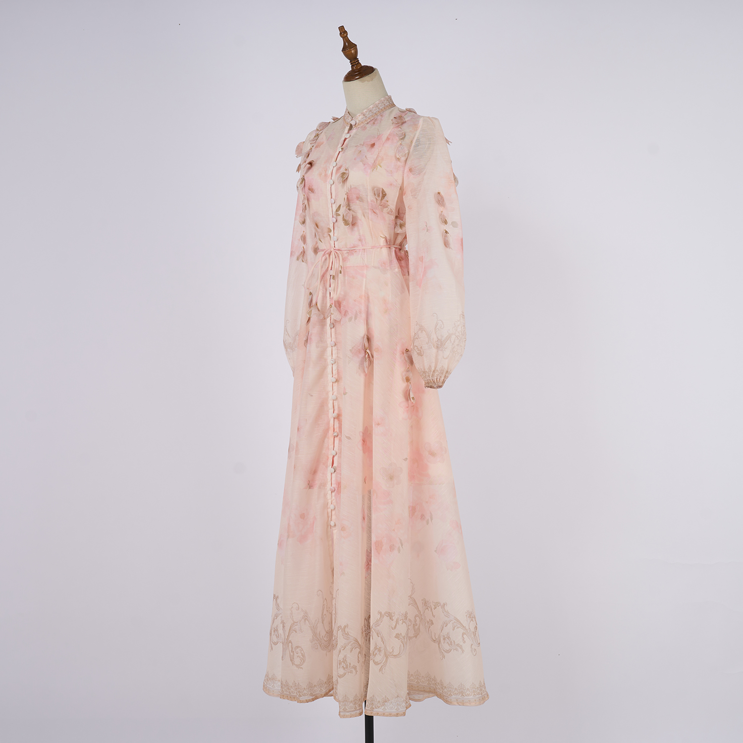 Real time shooting of new handmade hanging flower long dress with heavy craftsmanship positioning, two-piece set Real time shooting of new handmade hanging flower long dress with heavy craftsmanship positioning, two-piece set