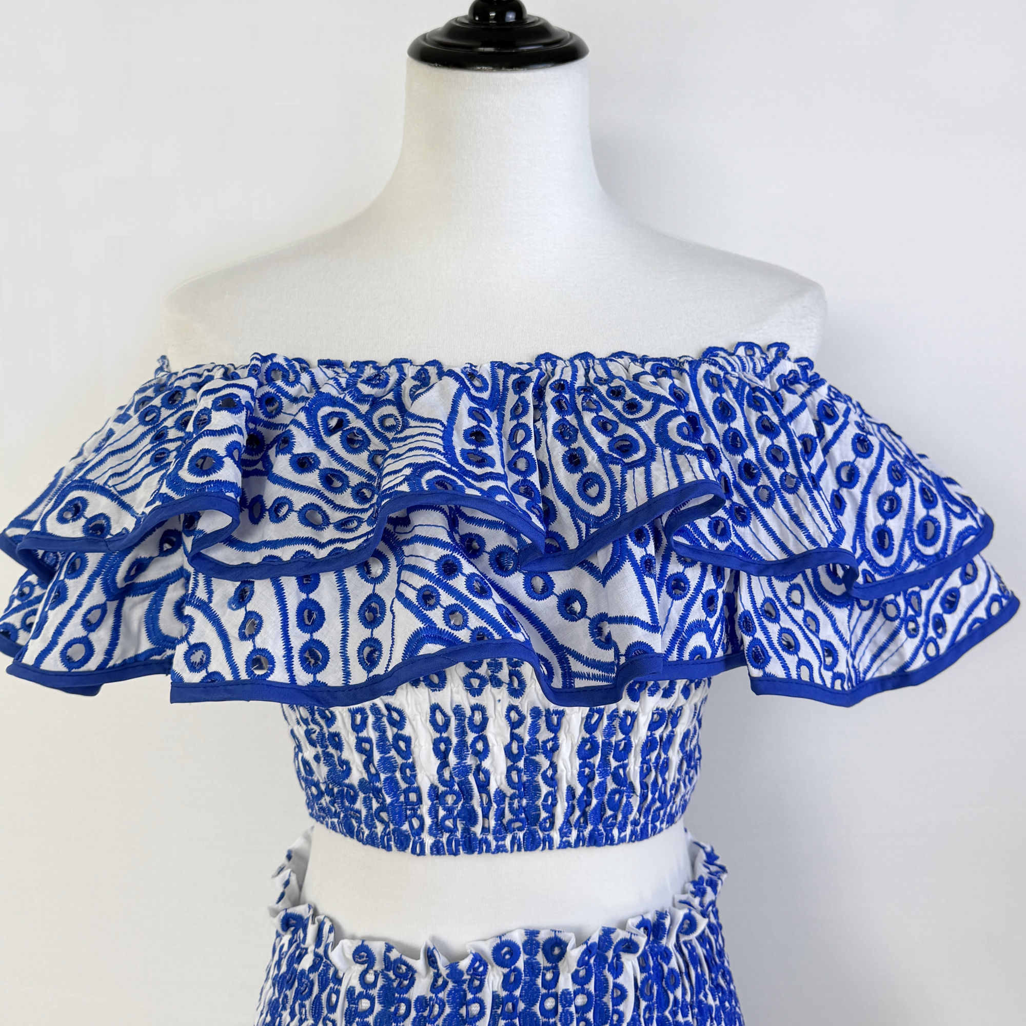 Real shot Heavy Industry Embroidered Hollow One Word Neck Short Top+Elastic Hip Wrapping Cake Skirt Fashion Set Summer Real shot Heavy Industry Embroidered Hollow One Word Neck Short Top+Elastic Hip Wrapping Cake Skirt Fashion Set Summer