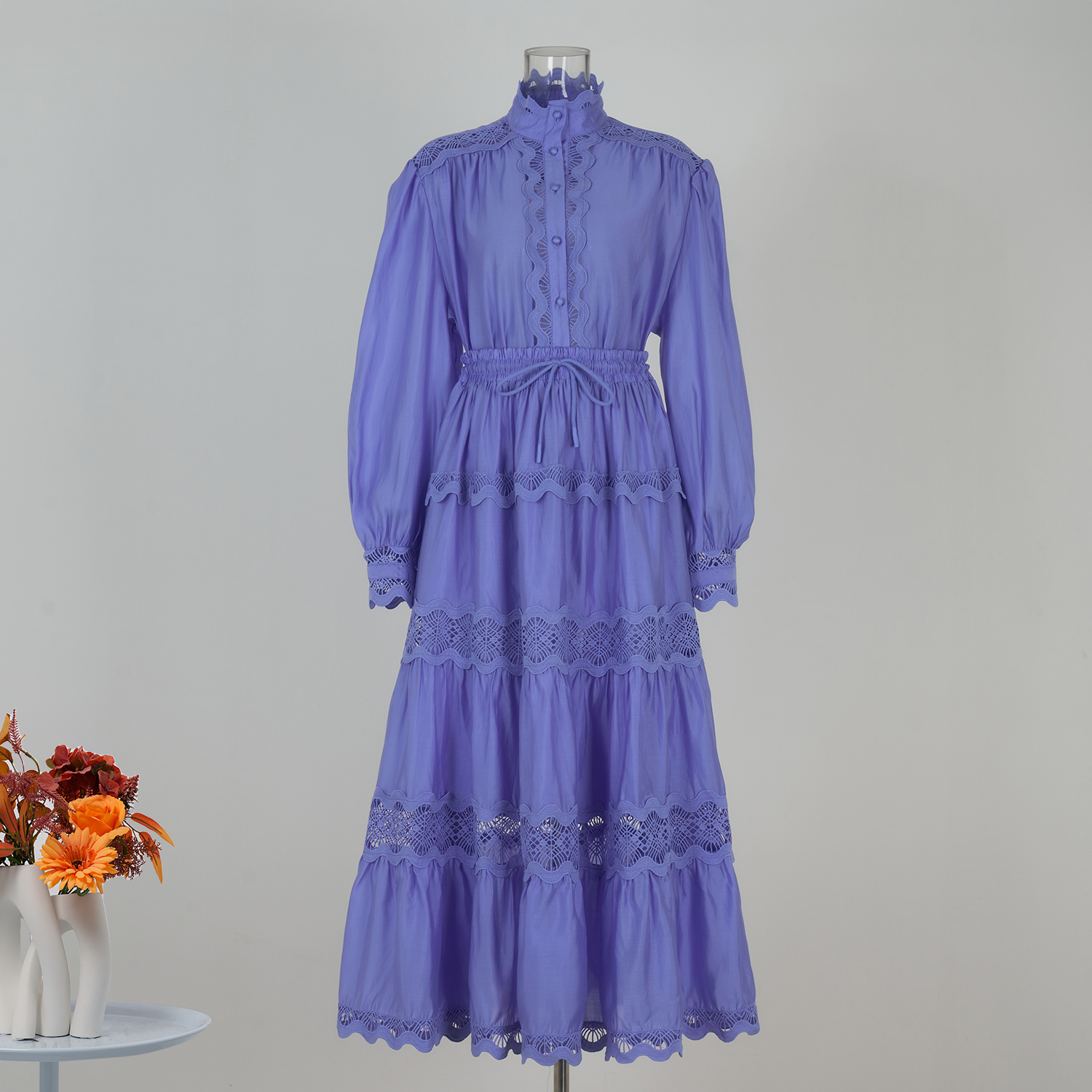 Real time shooting of European, American, British style fake suit dress, heavy-duty solid color lace loose large swing formal dress