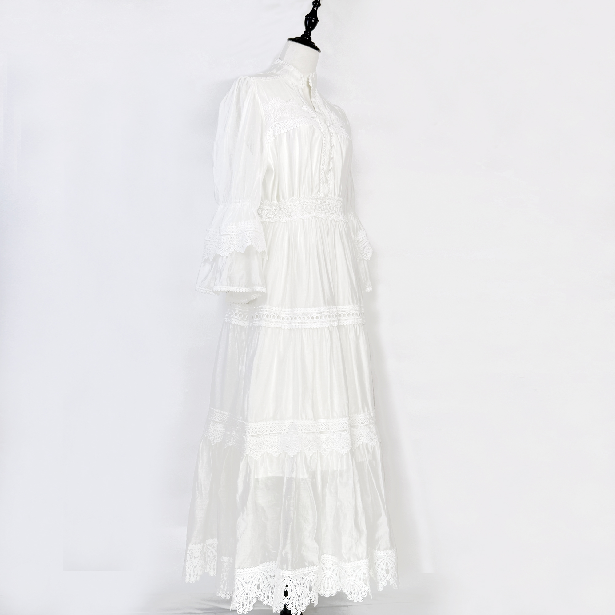 Real shot quality, heavy industry lace lace, elegant women's retro style, big skirt, ruffle edge dress, long skirt Real shot quality, heavy industry lace lace, elegant women's retro style, big skirt, ruffle edge dress, long skirt