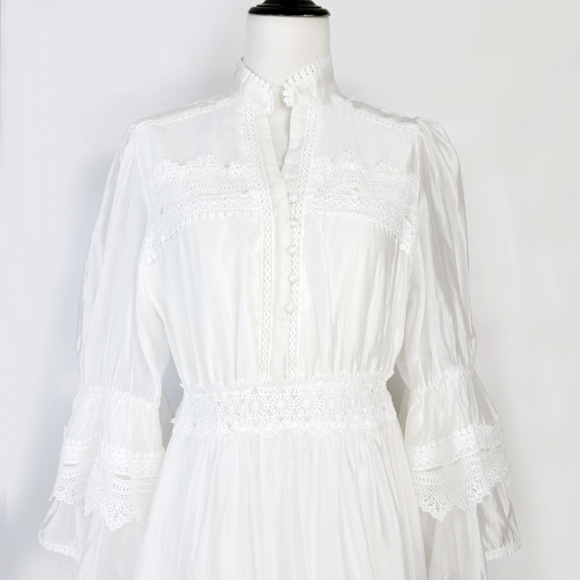 Real shot quality, heavy industry lace lace, elegant women's retro style, big skirt, ruffle edge dress, long skirt Real shot quality, heavy industry lace lace, elegant women's retro style, big skirt, ruffle edge dress, long skirt