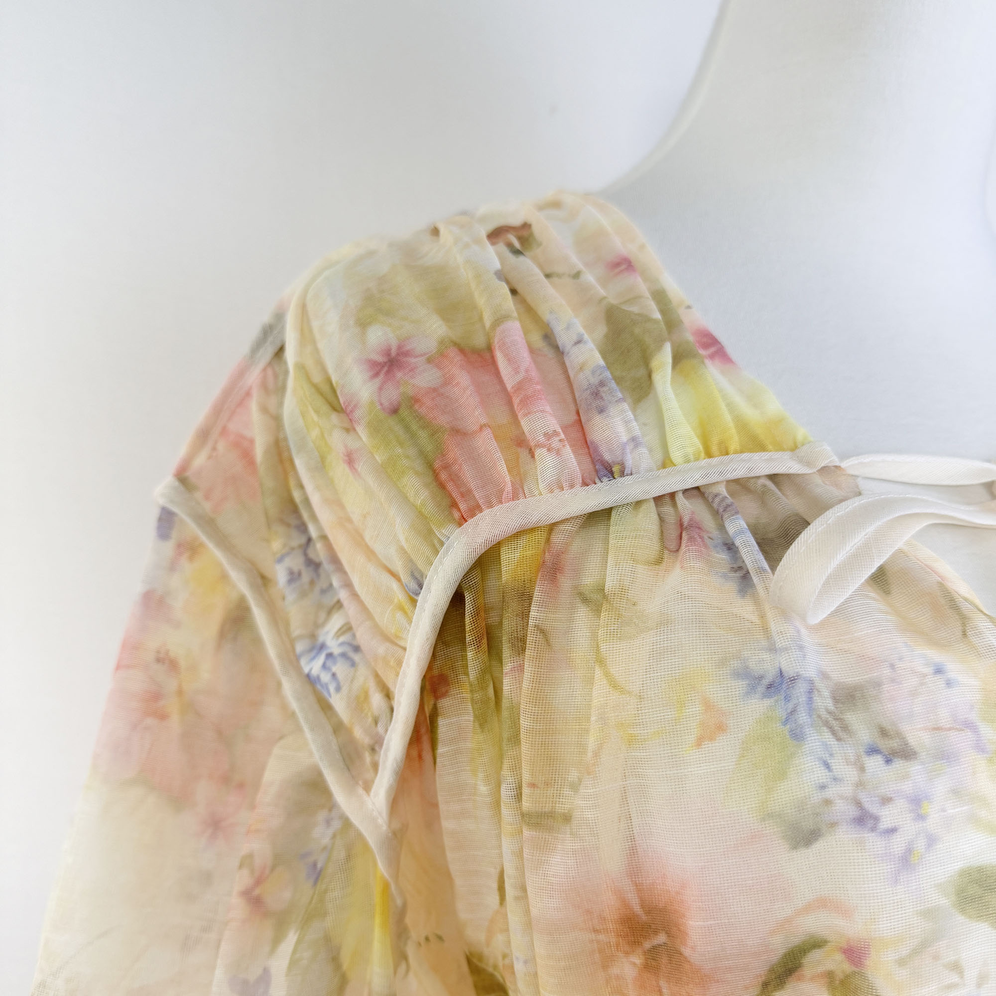 Real time shooting of new light luxury pleated single breasted hummingbird print loose shirt+wide leg pants set with belt Real time shooting of new light luxury pleated single breasted hummingbird print loose shirt+wide leg pants set with belt