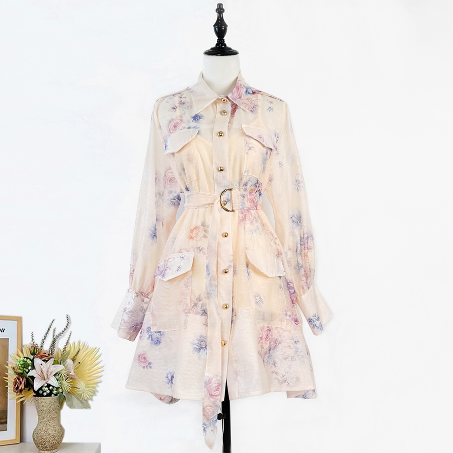 Real shooting of a new Australian dress, light luxury, high-end vacation travel, waist cinching, lace up slimming fairy skirt, elegant short skirt