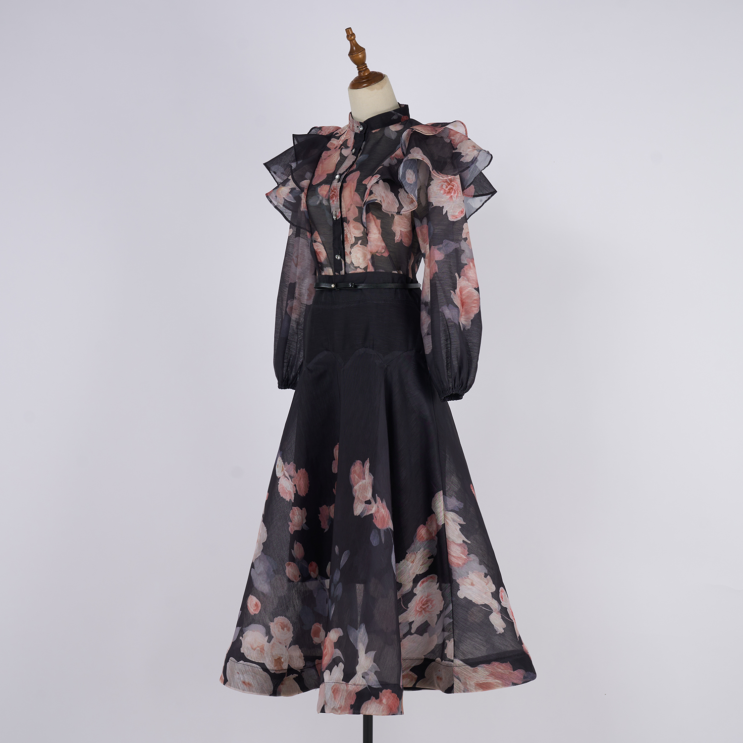 Real time shooting of European spring and summer new heavy craft lotus leaf edge lantern sleeve shirt+large skirt set in 9 colors Real time shooting of European spring and summer new heavy craft lotus leaf edge lantern sleeve shirt+large skirt set in 9 colors