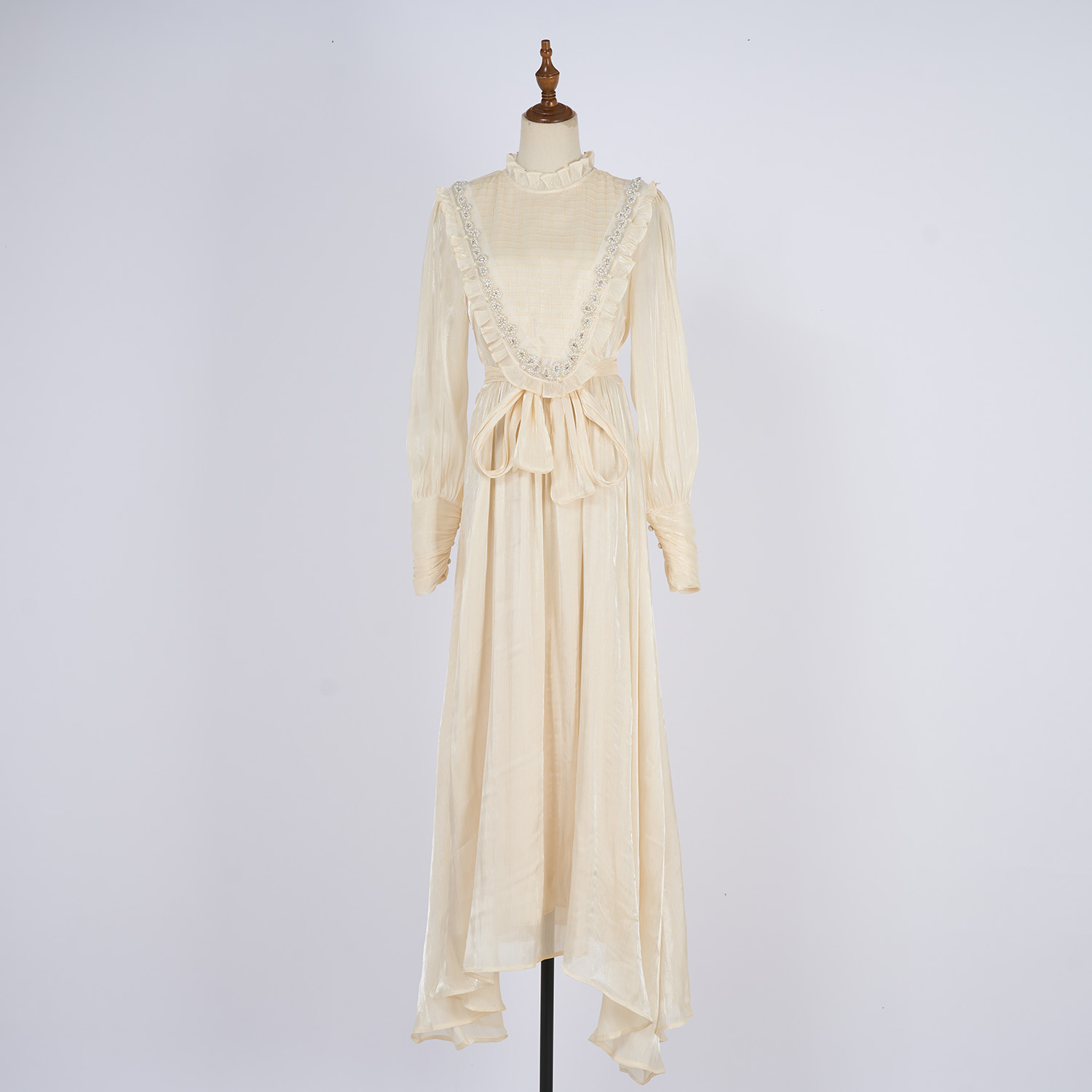 Real shot vintage lace patchwork pure white embroidered stand up collar lantern sleeve dress with large swing long skirt Real shot vintage lace patchwork pure white embroidered stand up collar lantern sleeve dress with large swing long skirt