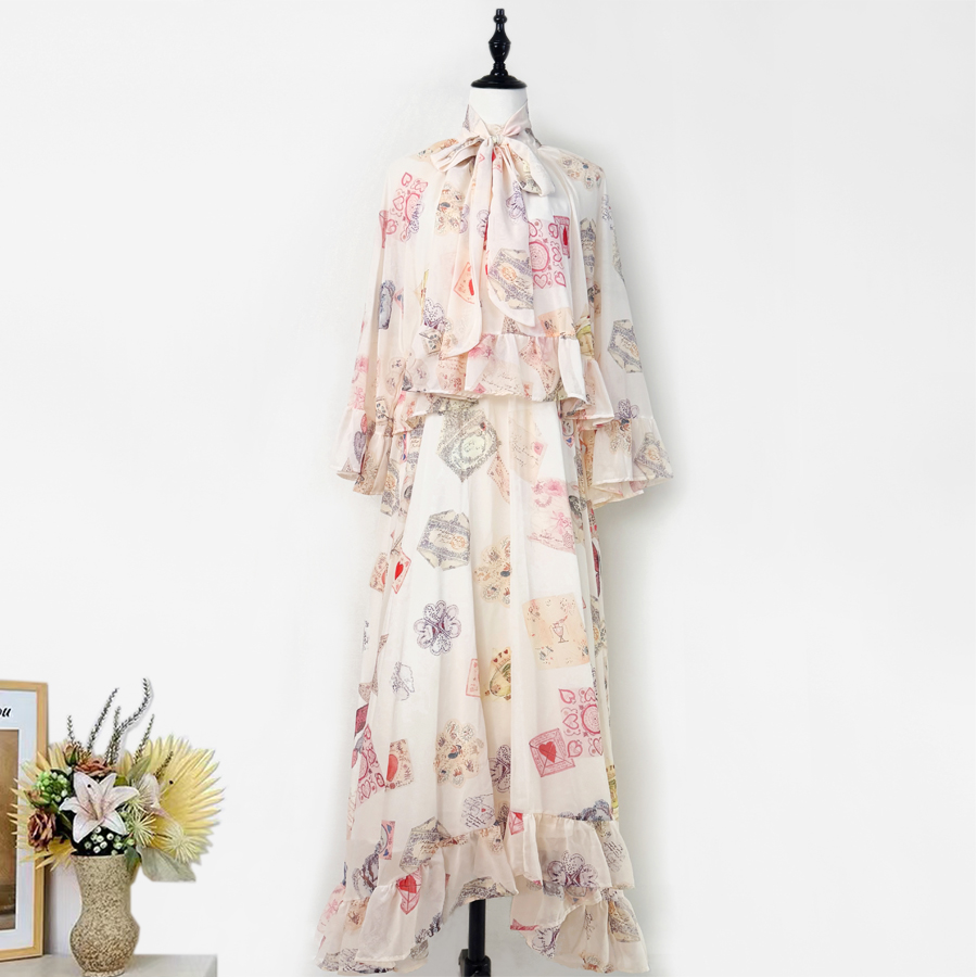 Real shot of 2025 early autumn fashion Australian niche graffiti loose fit vacation style jumpsuit long skirt fake two pieces Real shot of 2025 early autumn fashion Australian niche graffiti loose fit vacation style jumpsuit long skirt fake two pieces