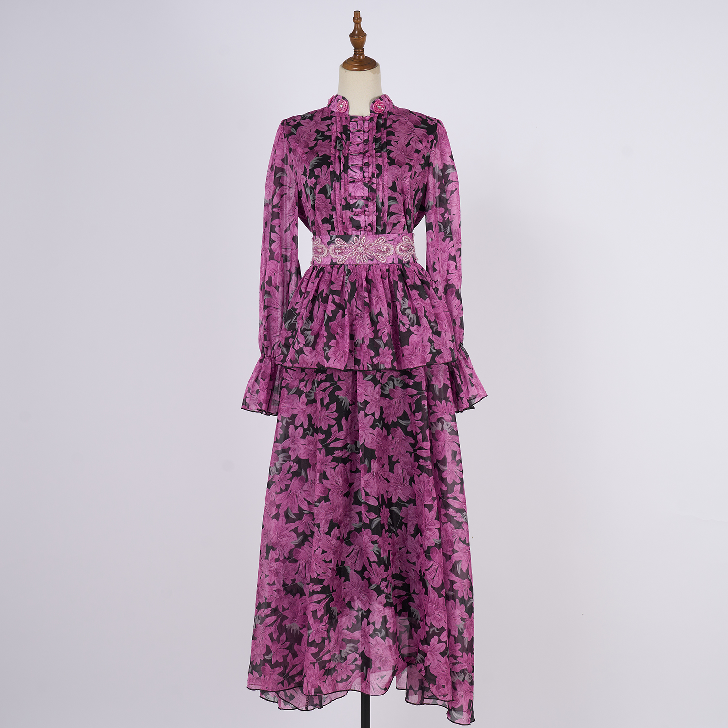 Real time shooting of fresh and sweet long skirt, summer new style round neck button embroidery printed waist cinching dress, 8 colors Real time shooting of fresh and sweet long skirt, summer new style round neck button embroidery printed waist cinching dress, 8 colors