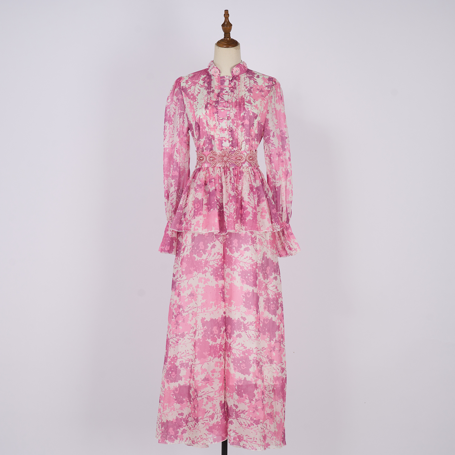 Real time shooting of fresh and sweet long skirt, summer new style round neck button embroidery printed waist cinching dress, 8 colors Real time shooting of fresh and sweet long skirt, summer new style round neck button embroidery printed waist cinching dress, 8 colors