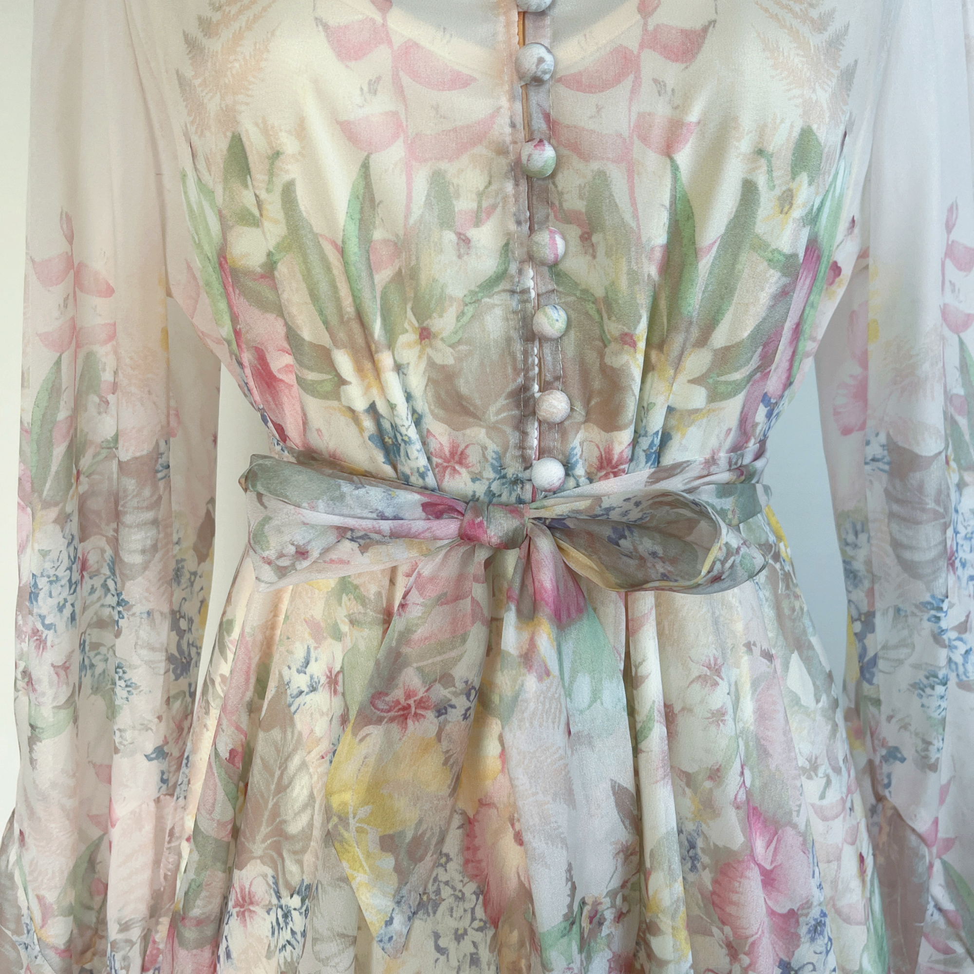 Real shot of Vietnam's niche design, printed single breasted petal long sleeved waist cinching beautiful dress, short skirt for women Real shot of Vietnam's niche design, printed single breasted petal long sleeved waist cinching beautiful dress, short skirt for women