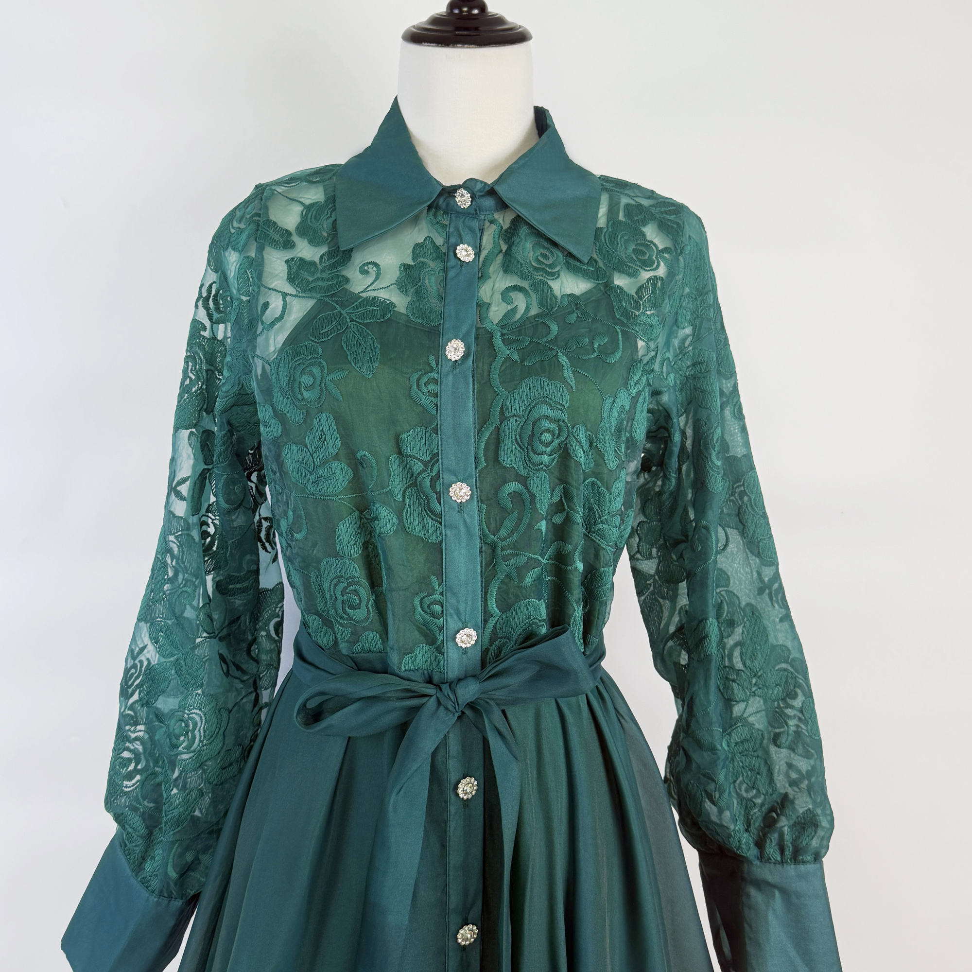 Realistic French high-end women's dress autumn heavy embroidery lapel lantern sleeve single breasted dress Realistic French high-end women's dress autumn heavy embroidery lapel lantern sleeve single breasted dress