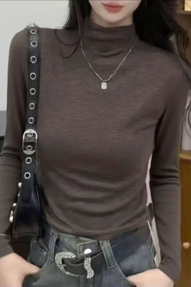 Simple and versatile half high neck base shirt for women's autumn and winter new style, small and stylish design, inner long sleeved T-shirt Simple and versatile half high neck base shirt for women's autumn and winter new style, small and stylish design, inner long sleeved T-shirt