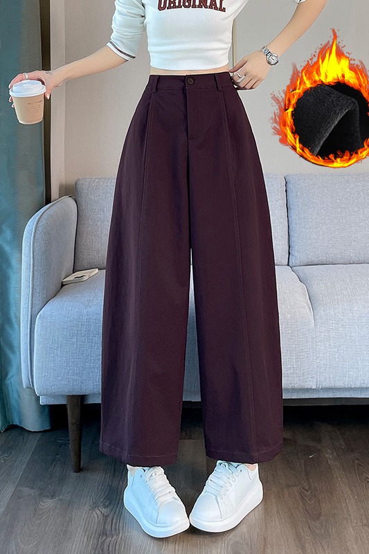 Short and thick velvet casual versatile pants for women in autumn and winter of 2025, new style with simple temperament and versatile curved knife pants Short and thick velvet casual versatile pants for women in autumn and winter of 2025, new style with simple temperament and versatile curved knife pants