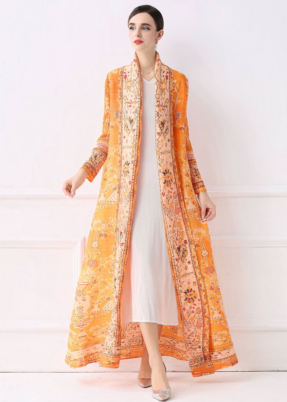 Factory direct sales of Miyake pleated early autumn pleated loose plus size printed outerwear Factory direct sales of Miyake pleated early autumn pleated loose plus size printed outerwear