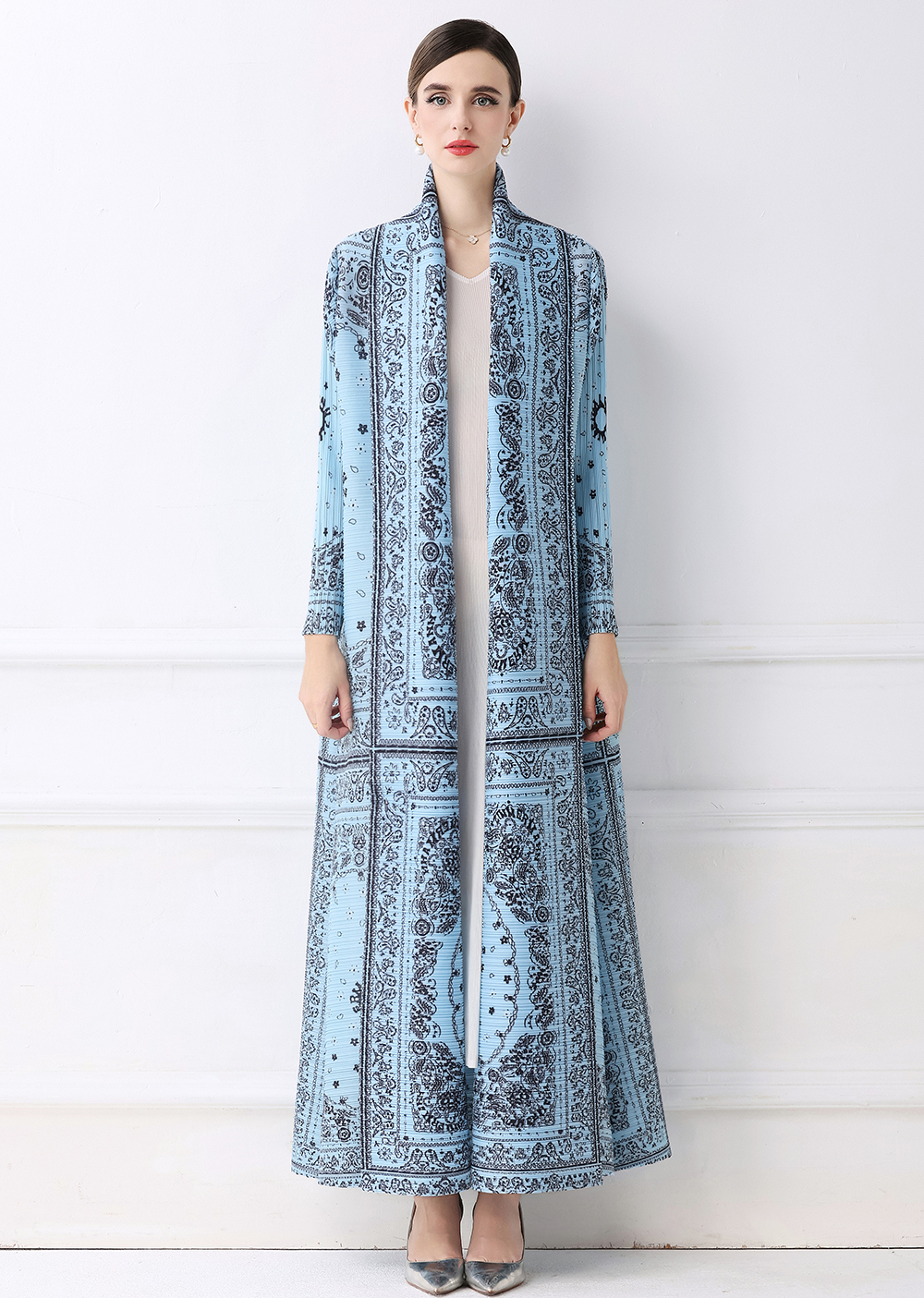 Factory direct sales of Miyake pleated early autumn pleated loose plus size printed outerwear