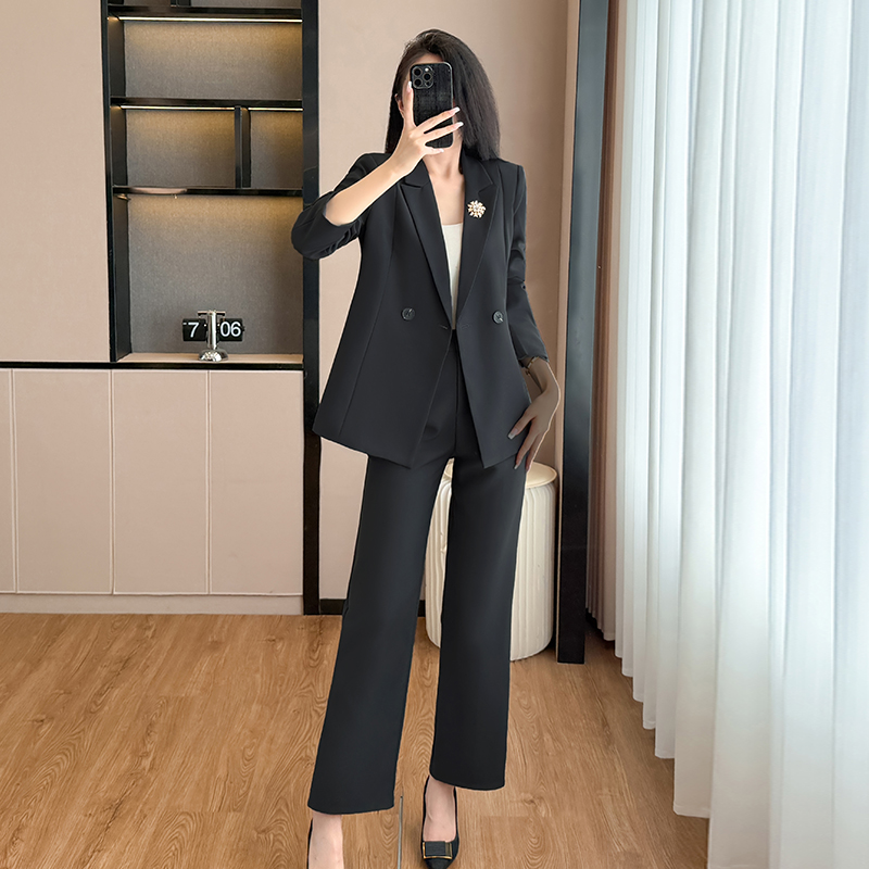 Casual temperament gray suit for women 2025 early autumn new style fashionable and simple goddess style commuting long sleeved suit Casual temperament gray suit for women 2025 early autumn new style fashionable and simple goddess style commuting long sleeved suit