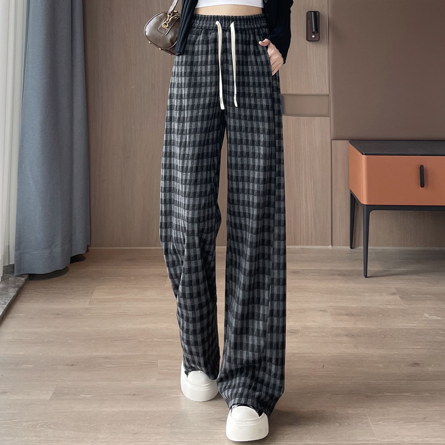 Retro plaid casual pants for women in autumn 2025, new fashionable and simple design style, temperament and casual versatile wide leg pants Retro plaid casual pants for women in autumn 2025, new fashionable and simple design style, temperament and casual versatile wide leg pants
