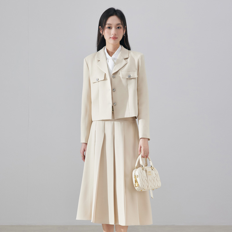 Fashionable and minimalist gray suit jacket for women's autumn design, niche temperament, high-end suit skirt two-piece set Fashionable and minimalist gray suit jacket for women's autumn design, niche temperament, high-end suit skirt two-piece set