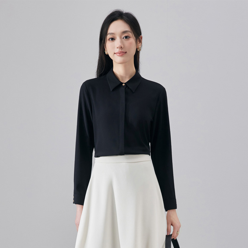 Fashionable and minimalist white shirt, women's 2025 early autumn Korean style casual versatile commuting shirt set
