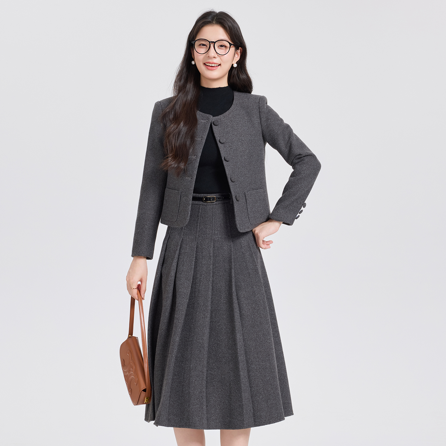 Ladies' temperament, single breasted short jacket, women's autumn outfit design, western-style socialite, small fragrance style suit, half skirt set