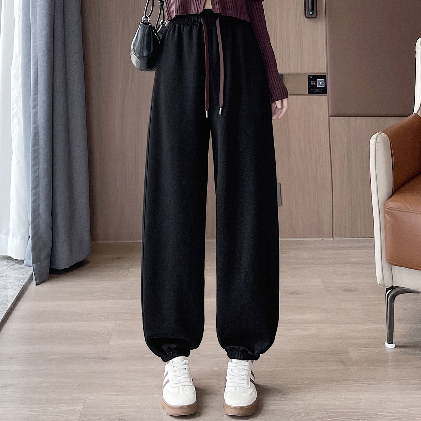 Casual sports pants for women, autumn and winter new style, simple high waisted, loose fit, slimming, versatile, plus size, foot binding, Haren sweatpants Casual sports pants for women, autumn and winter new style, simple high waisted, loose fit, slimming, versatile, plus size, foot binding, Haren sweatpants