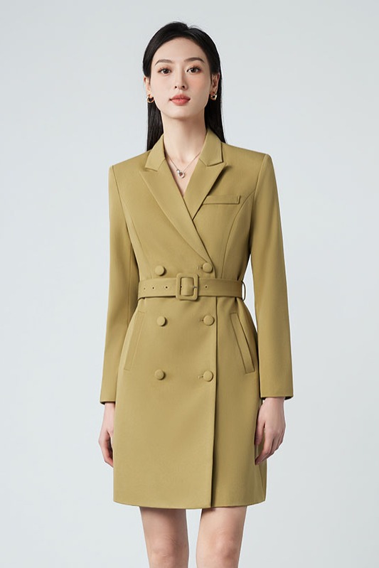 Wearing a waistband and cinching the waist to show off a slim dress for women in the early autumn of 2025, a new high-end style with a dual breasted commuting suit skirt Wearing a waistband and cinching the waist to show off a slim dress for women in the early autumn of 2025, a new high-end style with a dual breasted commuting suit skirt