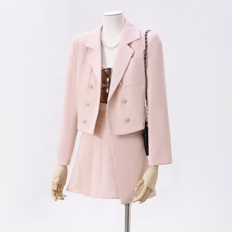 Short double breasted suit jacket for women in early autumn, fashionable and simple temperament, small fragrance style commuting suit set