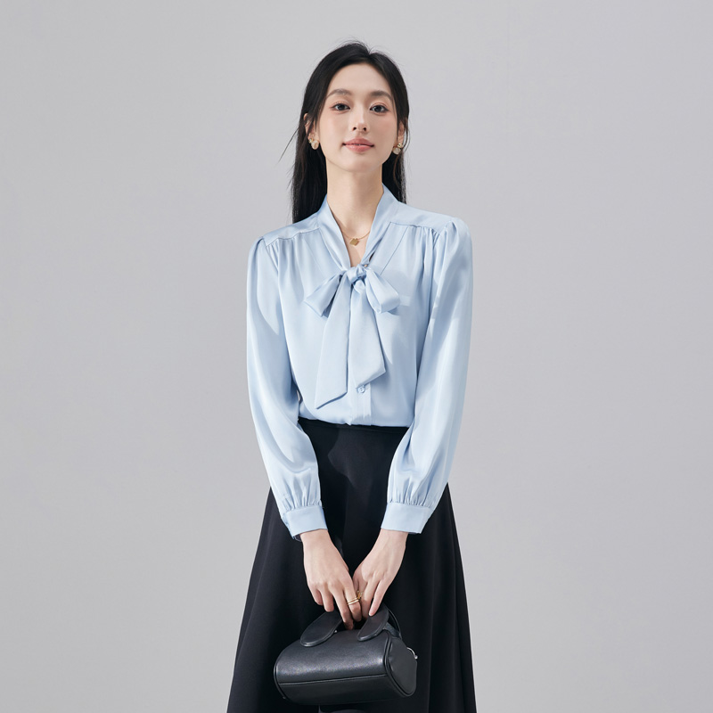 Design sense, temperament, ribbon shirt, small shirt, women's 2025 early autumn fashion, western-style, age reducing OL casual versatile shirt Design sense, temperament, ribbon shirt, small shirt, women's 2025 early autumn fashion, western-style, age reducing OL casual versatile shirt