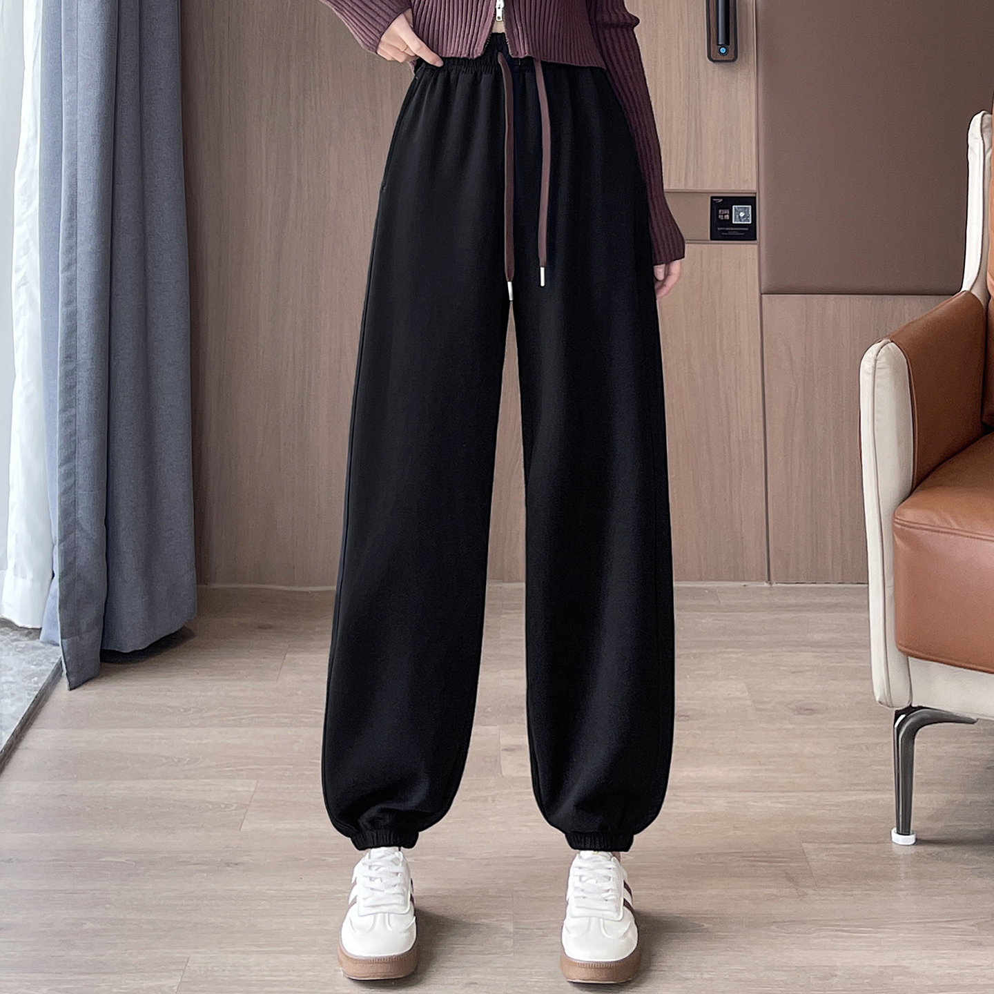 Casual sports pants for women, autumn and winter new style, simple high waisted, loose fit, slimming, versatile, plus size, foot binding, Haren sweatpants Casual sports pants for women, autumn and winter new style, simple high waisted, loose fit, slimming, versatile, plus size, foot binding, Haren sweatpants