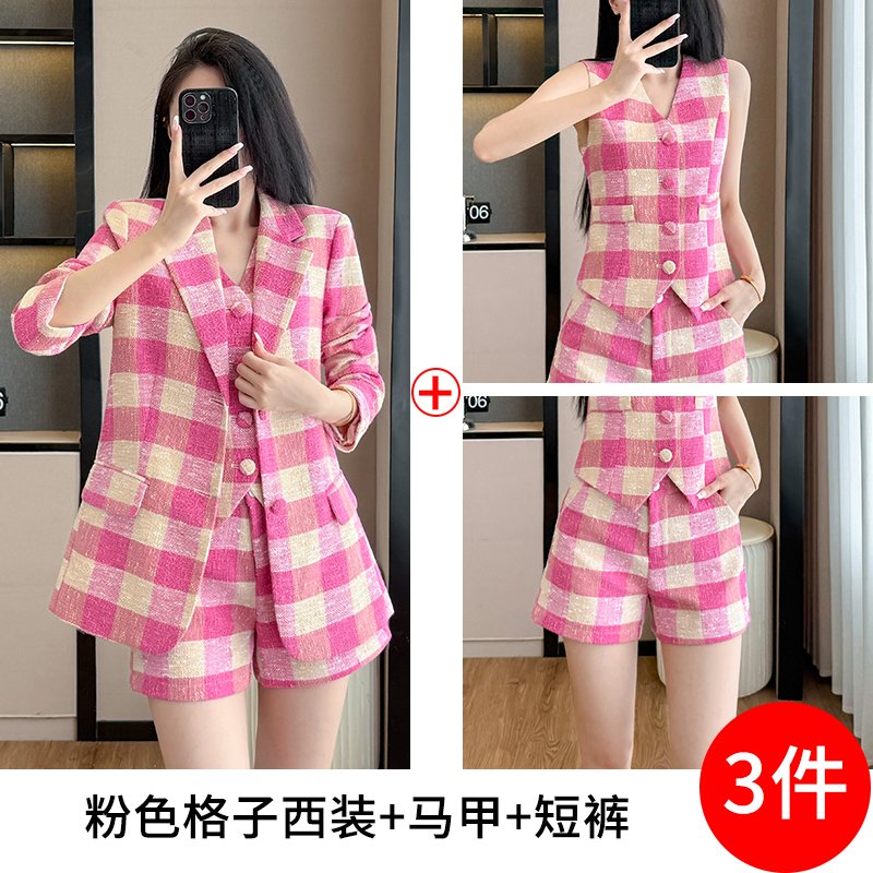 Cotton and linen checkered suit shorts vest set for women in autumn and winter of 2025, fashionable temperament, design sense, niche suit Cotton and linen checkered suit shorts vest set for women in autumn and winter of 2025, fashionable temperament, design sense, niche suit