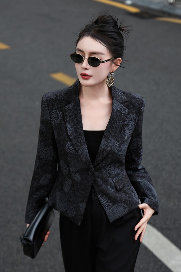 High end short suit jacket with a sense of design, women's autumn new style, fashionable goddess, Hong Kong style short jacket, trendy High end short suit jacket with a sense of design, women's autumn new style, fashionable goddess, Hong Kong style short jacket, trendy