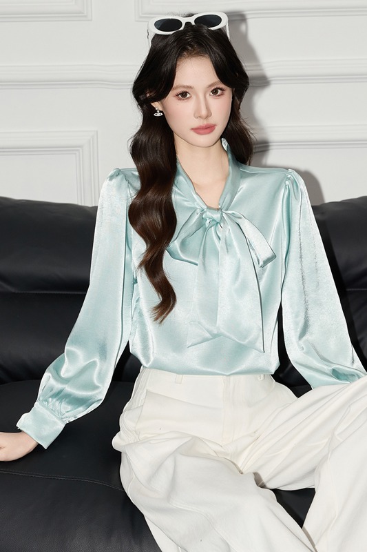 Design inspired Western style lace up shirt for women in autumn 2025, new casual and versatile OL fashionable and simple temperament shirt Design inspired Western style lace up shirt for women in autumn 2025, new casual and versatile OL fashionable and simple temperament shirt