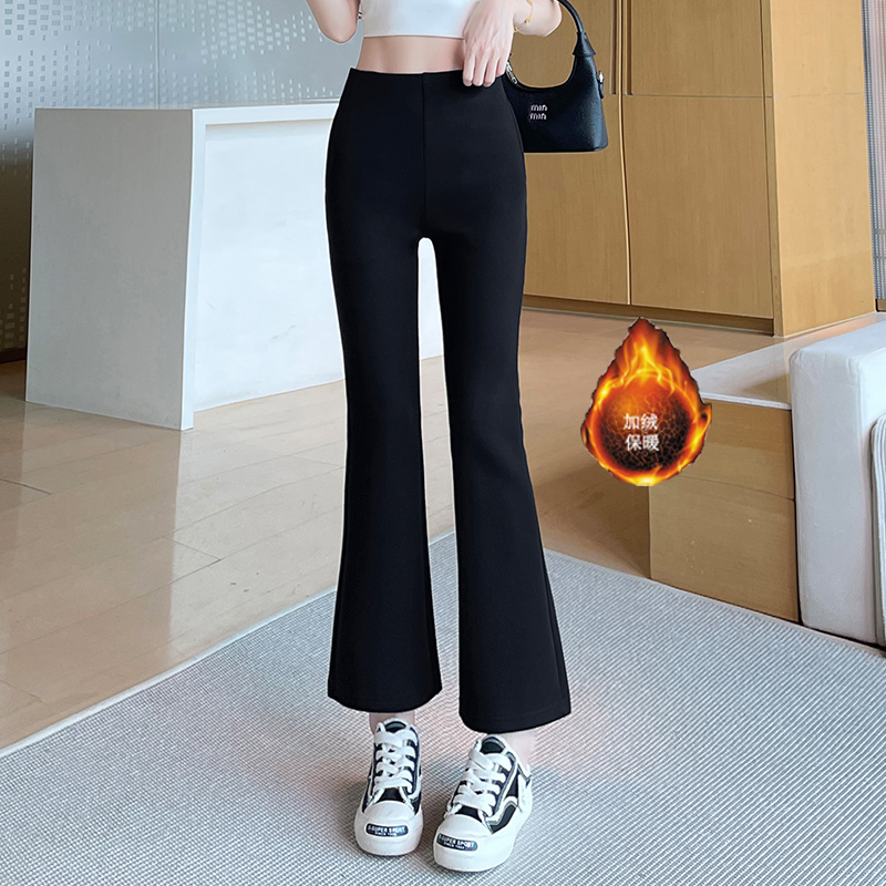 2025 Velvet Thickened Micro Pull Pants for Women's Autumn and Winter Design, with a niche temperament, casual and versatile, short cropped pants 2025 Velvet Thickened Micro Pull Pants for Women's Autumn and Winter Design, with a niche temperament, casual and versatile, short cropped pants
