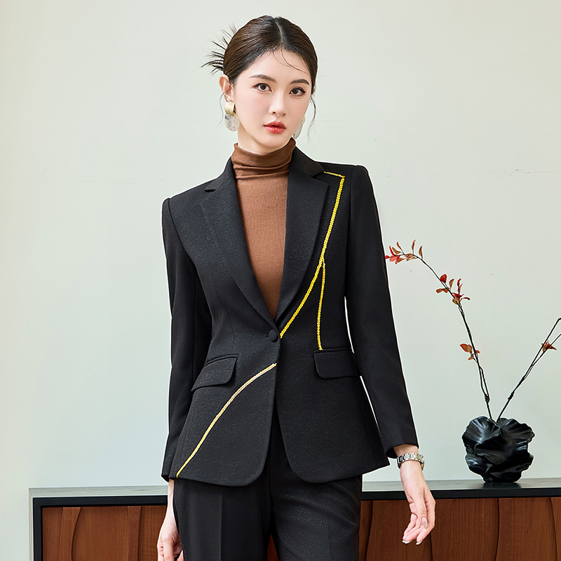 Unique design, high-end red suit set, women's autumn slim fit, slimming temperament, goddess style commuting work clothes Unique design, high-end red suit set, women's autumn slim fit, slimming temperament, goddess style commuting work clothes