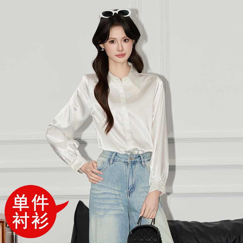 Casual and versatile black shirt for women in early autumn 2025, fashionable and simple temperament, top design sense, commuting shirt Casual and versatile black shirt for women in early autumn 2025, fashionable and simple temperament, top design sense, commuting shirt