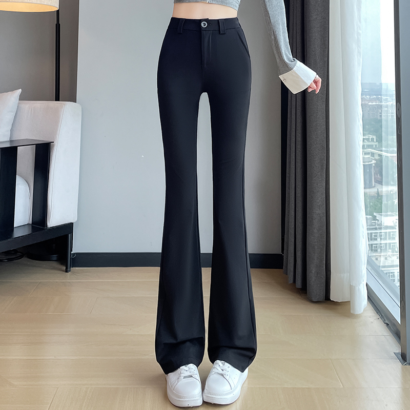 Velvet warm micro flared pants for women in autumn and winter 2025, new fashionable and simple temperament, goddess style casual versatile pants Velvet warm micro flared pants for women in autumn and winter 2025, new fashionable and simple temperament, goddess style casual versatile pants