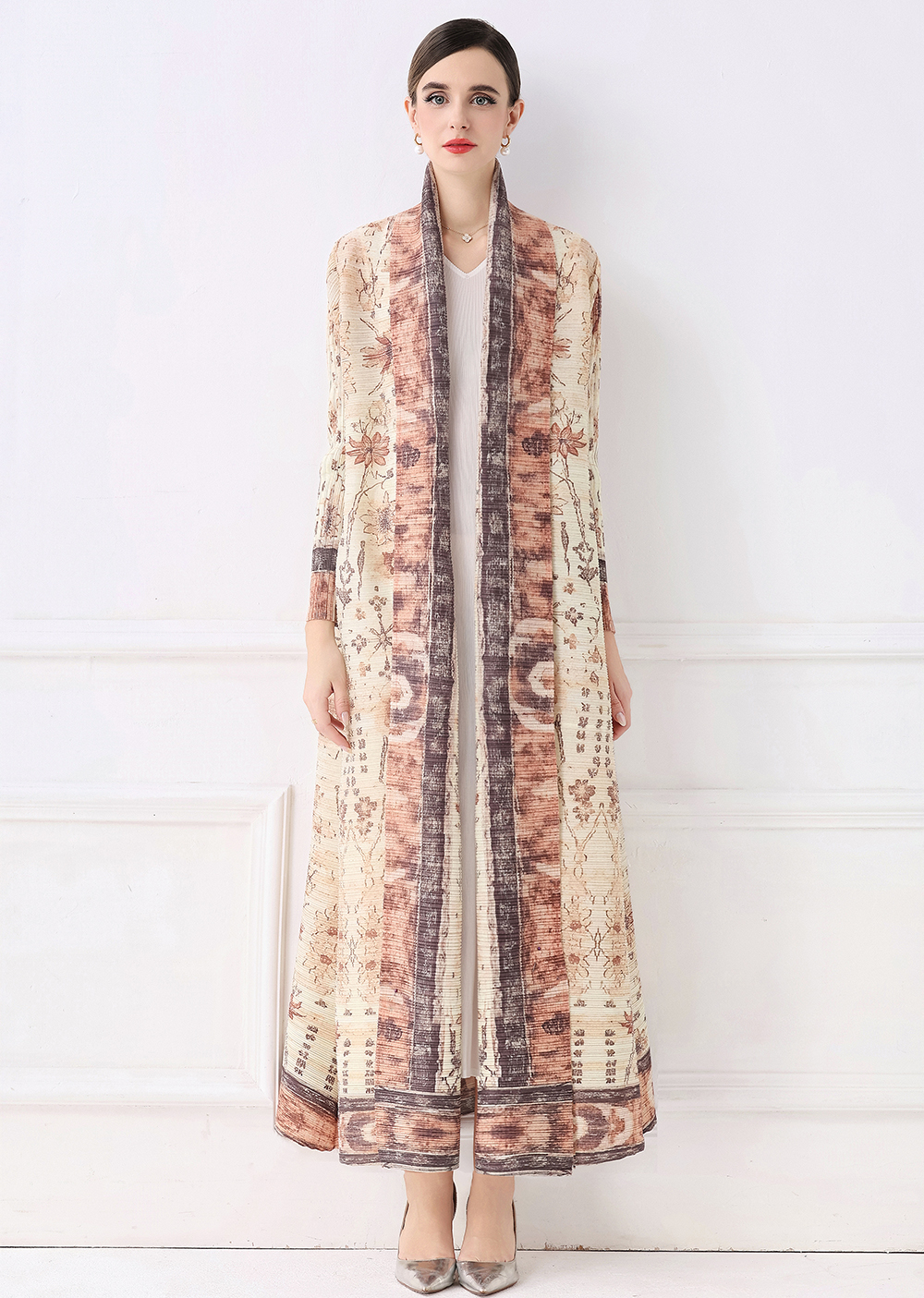 Factory direct sales of Miyake pleated early autumn pleated loose plus size printed outerwear